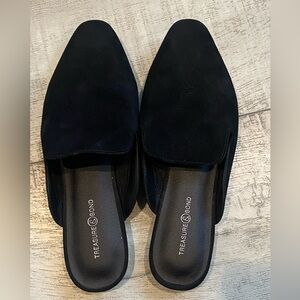Treasure & Bond Women’s Black Suede Mules